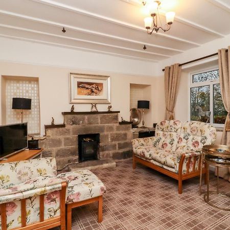 7 Scarah Bank Cottages Рипли Экстерьер фото